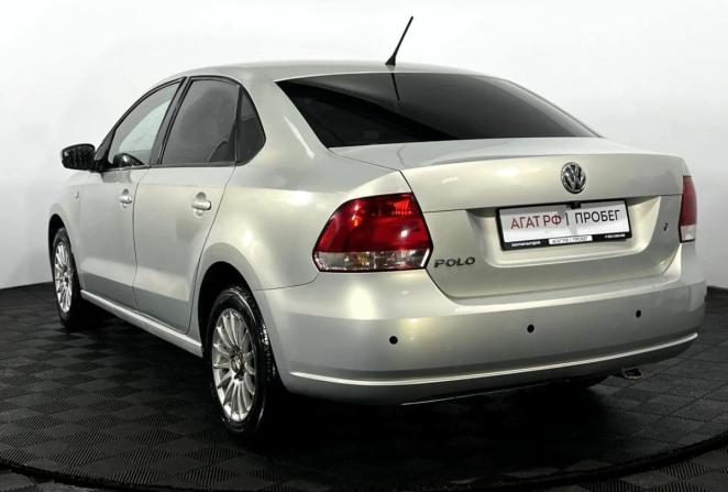 Volkswagen Polo V Рестайлинг с пробегом 2015 года, цена 745 000 рублей, 165730 км, седан, Автокод Объявления