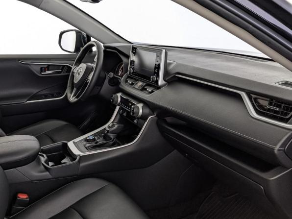 Toyota RAV4 V (XA50) с пробегом 2022 года, цена 4 020 000 рублей, 83842 км, внедорожник, Автокод Объявления