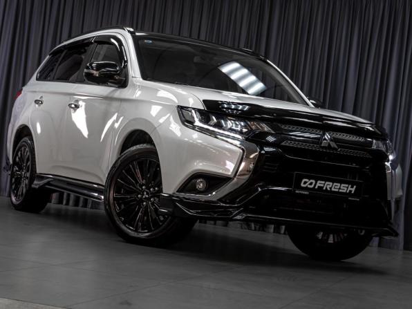 Mitsubishi Outlander III Рестайлинг 3 с пробегом 2022 года, цена 3 710 000 рублей, 6357 км, внедорожник, Автокод Объявления