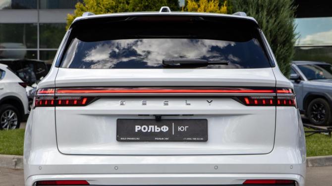 Geely Monjaro I Рестайлинг 2 с пробегом 2025 года, цена 3 878 000 рублей, 2312 км, внедорожник, Автокод Объявления