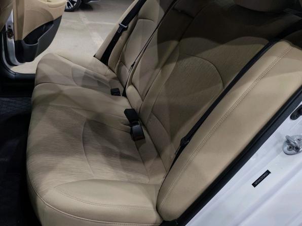Hyundai Sonata VI (YF) с пробегом 2011 года, цена 985 000 рублей, 289780 км, седан, Автокод Объявления