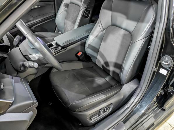 Toyota Camry IX (XV80) China Market с пробегом 2024 года, цена 3 690 000 рублей, 23480 км, седан, Автокод Объявления