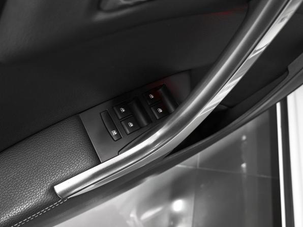 Opel Astra J Рестайлинг с пробегом 2012 года, цена 895 000 рублей, 155956 км, хэтчбек, Автокод Объявления