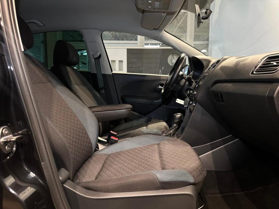 Volkswagen Polo V Рестайлинг Краснодар  - изображение 11