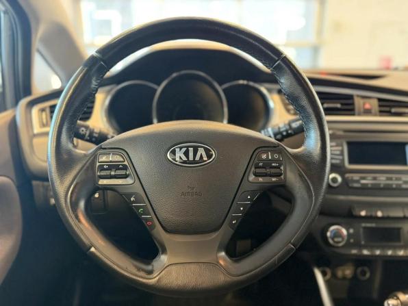 Kia Ceed II Рестайлинг с пробегом 2015 года, цена 1 190 000 рублей, 146366 км, хэтчбек, Автокод Объявления