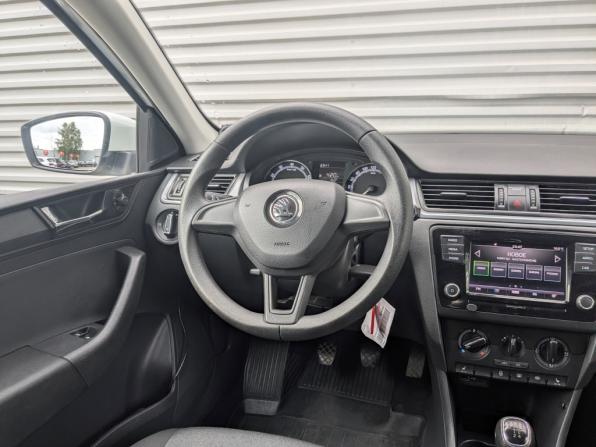 Skoda Rapid I Рестайлинг с пробегом 2019 года, цена 910 000 рублей, 120764 км, лифтбек, Автокод Объявления