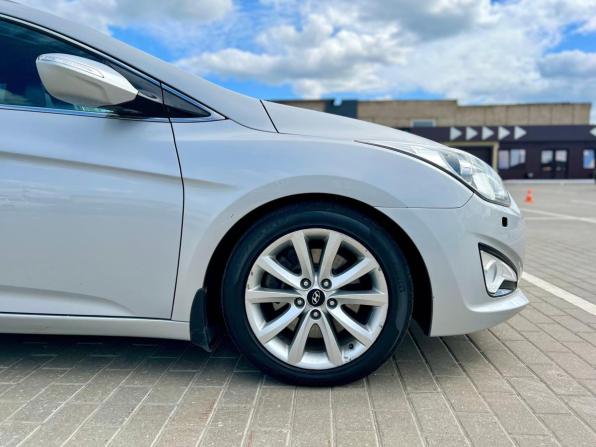 Hyundai i40 I с пробегом 2013 года, цена 1 150 000 рублей, 99859 км, универсал, Автокод Объявления