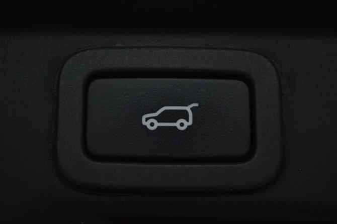 Land Rover Range Rover Sport II с пробегом 2017 года, цена 3 295 000 рублей, 81397 км, внедорожник, Автокод Объявления