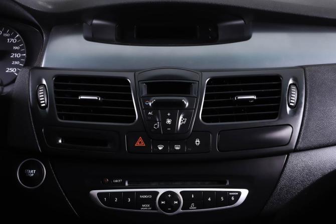Renault Laguna III с пробегом 2008 года, цена 749 000 рублей, 261233 км, универсал, Автокод Объявления