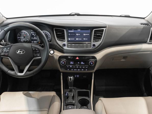 Hyundai Tucson III с пробегом 2017 года, цена 2 211 200 рублей, 109409 км, внедорожник, Автокод Объявления