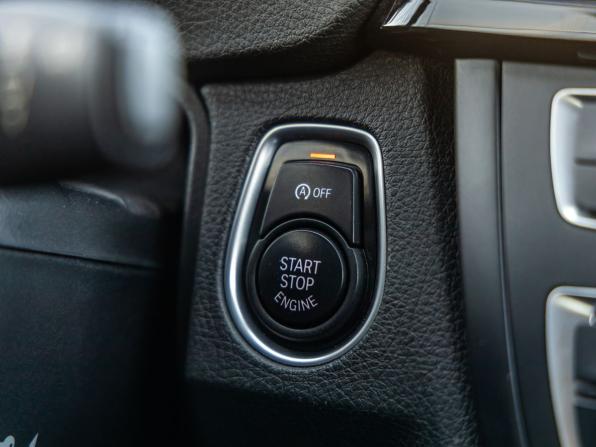 BMW 3 серии VI (F3x) с пробегом 2014 года, цена 2 098 000 рублей, 175311 км, седан, Автокод Объявления