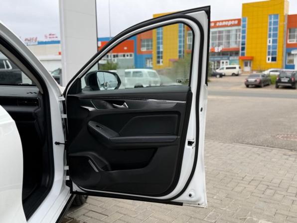 Haval Jolion I Рестайлинг с пробегом 2024 года, цена 2 370 000 рублей, 13701 км, внедорожник, Автокод Объявления