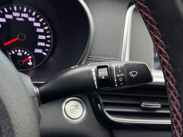 Kia Optima IV Рестайлинг с пробегом 2018 года, цена 2 200 000 рублей, 83898 км, седан, Автокод Объявления