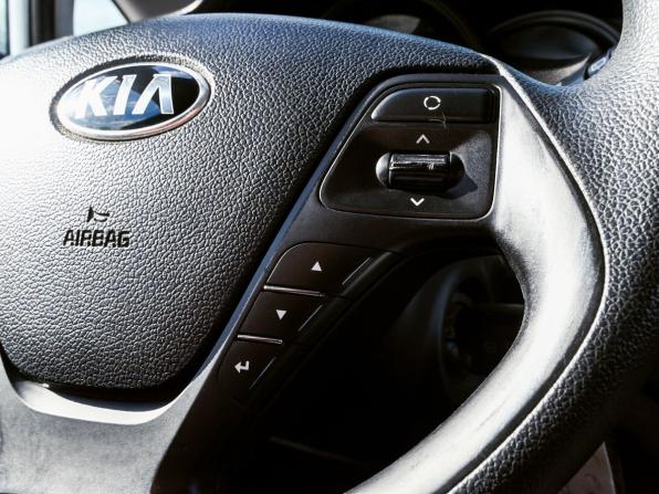 Kia Ceed II с пробегом 2012 года, цена 850 000 рублей, 180000 км, хэтчбек, Автокод Объявления