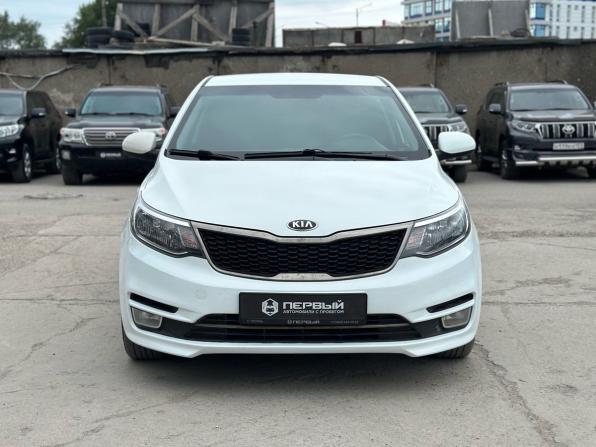 Kia Rio III Рестайлинг с пробегом 2016 года, цена 990 000 рублей, 111865 км, седан, Автокод Объявления