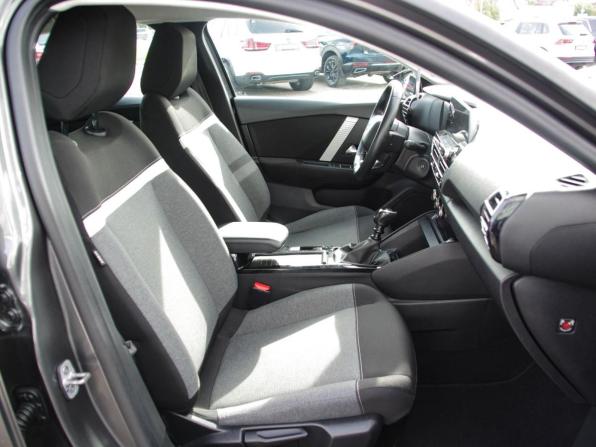 Citroen C4 III с пробегом 2021 года, цена 1 945 000 рублей, 66000 км, хэтчбек, Автокод Объявления