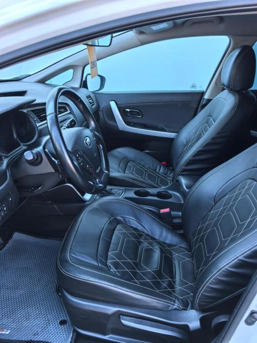 Kia Ceed II Рестайлинг Санкт-Петербург  - изображение 9
