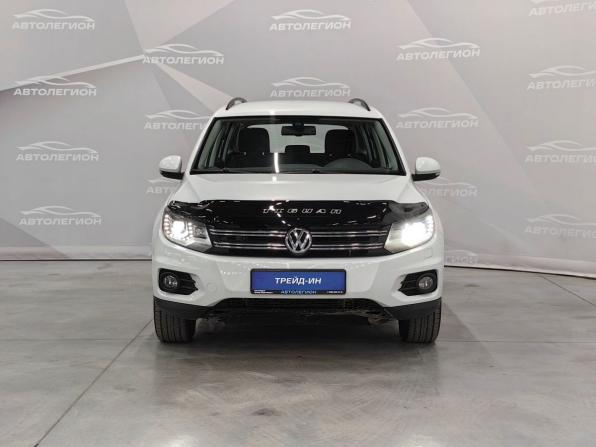 Volkswagen Tiguan I Рестайлинг с пробегом 2015 года, цена 1 570 000 рублей, 220760 км, внедорожник, Автокод Объявления