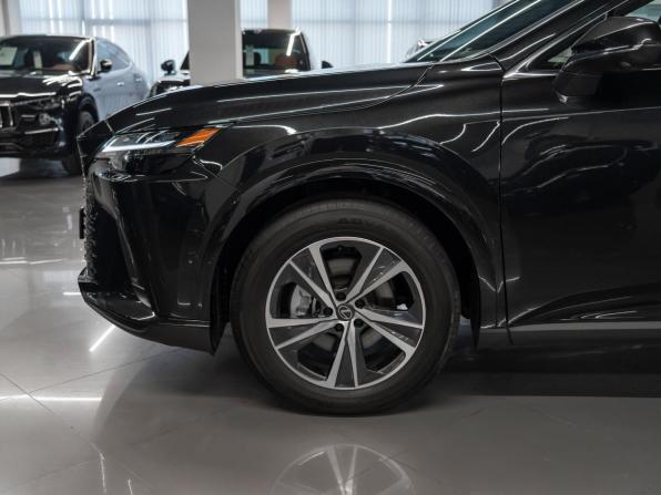 Lexus RX V с пробегом 2026 года, цена 7 930 000 рублей, 11 км, внедорожник, Автокод Объявления