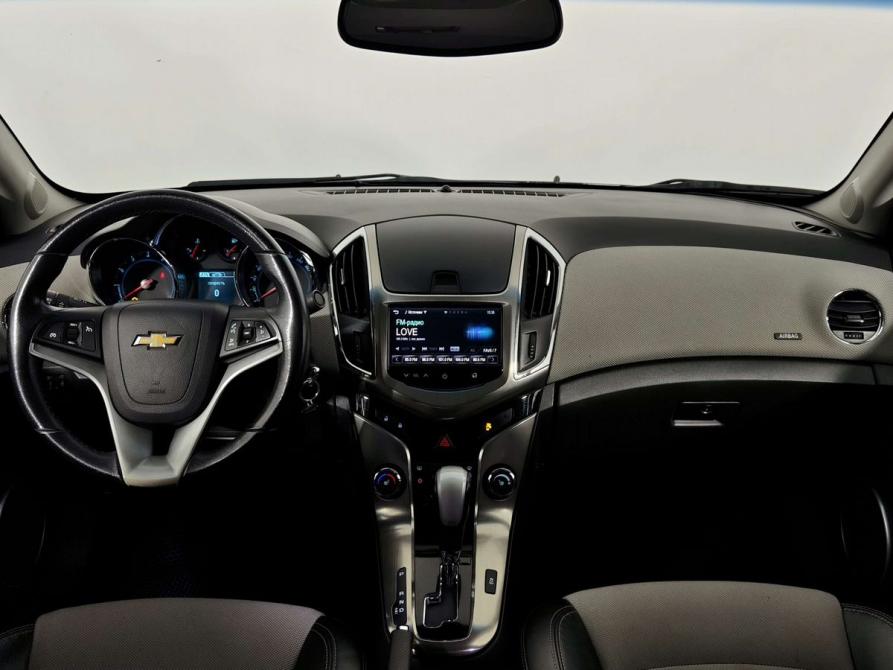 Chevrolet Cruze I Рестайлинг Санкт-Петербург  - изображение 11
