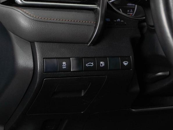 Toyota Camry VIII (XV70) с пробегом 2018 года, цена 2 500 000 рублей, 205884 км, седан, Автокод Объявления