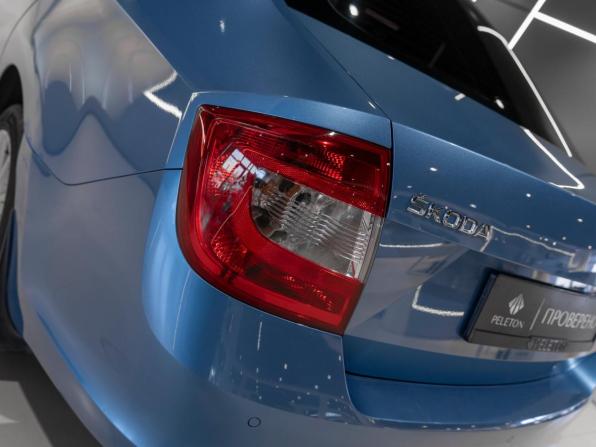 Skoda Rapid I с пробегом 2015 года, цена 895 000 рублей, 155022 км, лифтбек, Автокод Объявления