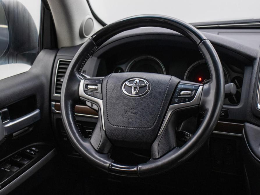 Toyota Land Cruiser 200 Series Рестайлинг 2 Москва  - изображение 15