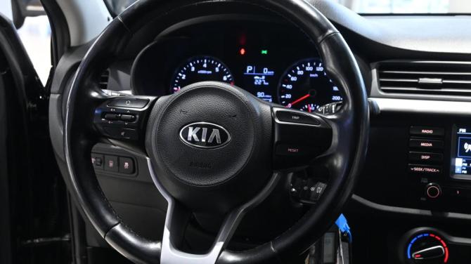 Kia Rio IV с пробегом 2018 года, цена 1 595 000 рублей, 73806 км, хэтчбек, Автокод Объявления