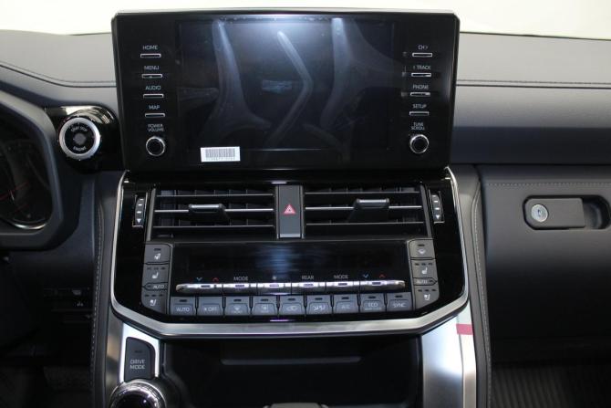 Toyota Land Cruiser 300 Series с пробегом 2021 года, цена 15 000 000 рублей, 400 км, внедорожник, Автокод Объявления