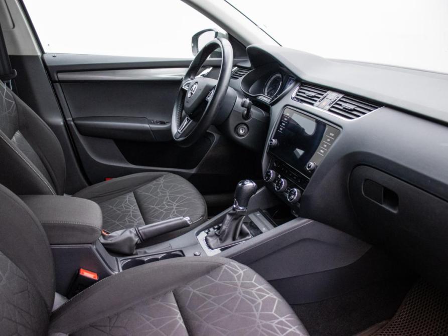 Skoda Octavia III (A7) Рестайлинг Москва  - изображение 10