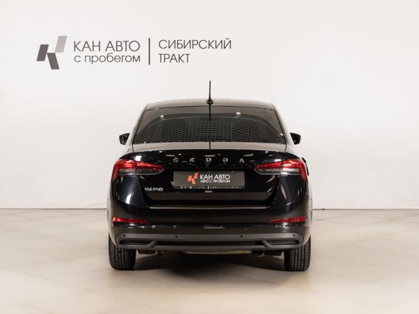 Skoda Rapid II с пробегом 2021 года, цена 1 650 000 рублей, 119800 км, лифтбек, Автокод Объявления