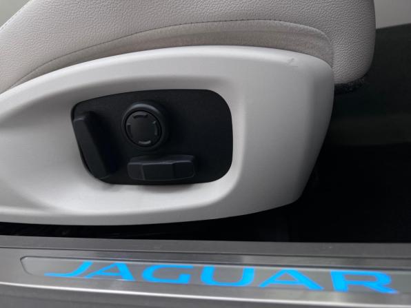 Jaguar XF II с пробегом 2017 года, цена 2 230 000 рублей, 95194 км, седан, Автокод Объявления