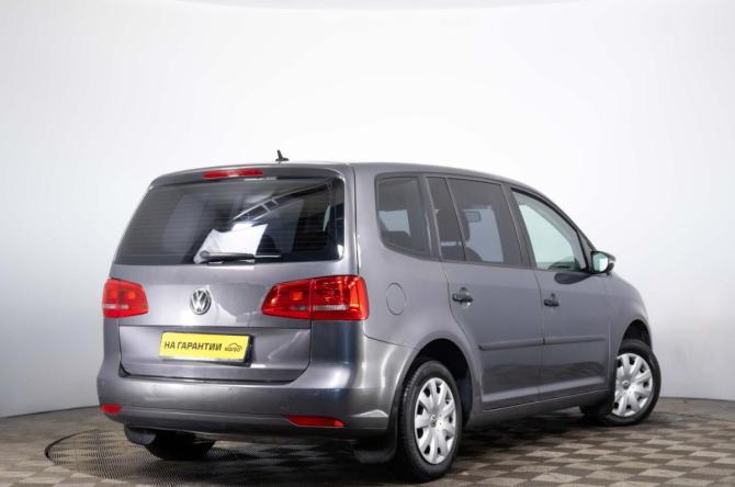 Volkswagen Touran I Рестайлинг 2 с пробегом 2010 года, цена 879 000 рублей, 222690 км, компактвэн, Автокод Объявления
