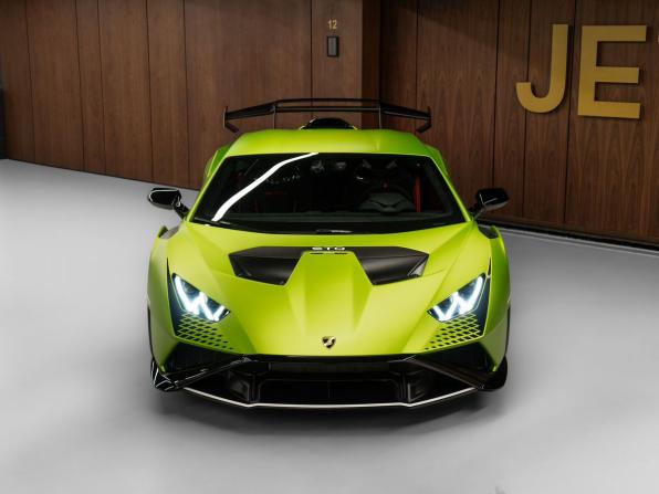 Lamborghini Huracán I Рестайлинг с пробегом 2024 года, цена 39 990 000 рублей, 88 км, купе, Автокод Объявления