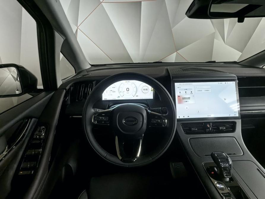 GAC M8 Москва  - изображение 20