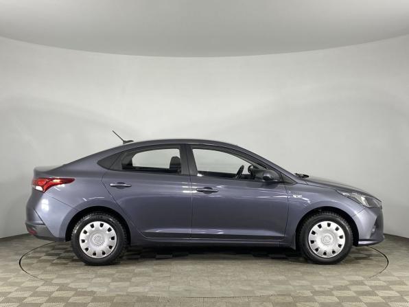 Hyundai Solaris II Рестайлинг с пробегом 2021 года, цена 1 479 000 рублей, 99879 км, седан, Автокод Объявления