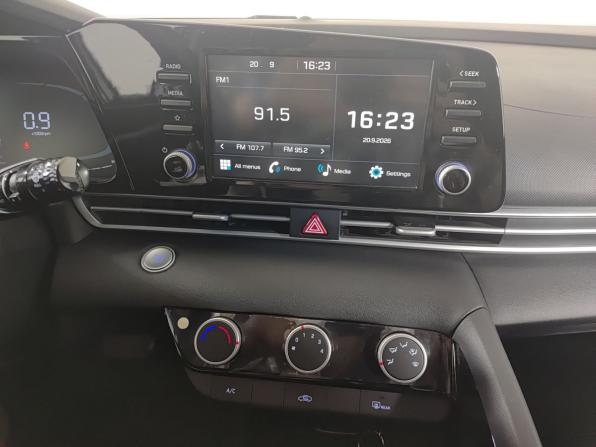 Hyundai Elantra VII (CN7) Рестайлинг с пробегом 2023 года, цена 2 250 000 рублей, 63886 км, седан, Автокод Объявления