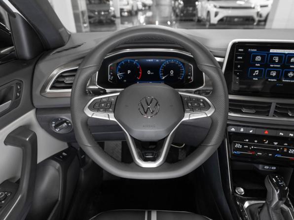 Volkswagen T-Roc I (China Market) Рестайлинг с пробегом 2026 года, цена 3 650 000 рублей, 26 км, внедорожник, Автокод Объявления