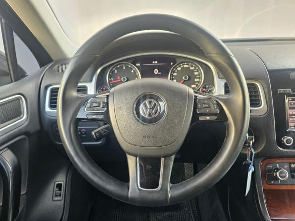 Volkswagen Touareg II с пробегом 2011 года, цена 1 670 000 рублей, 274901 км, внедорожник, Автокод Объявления