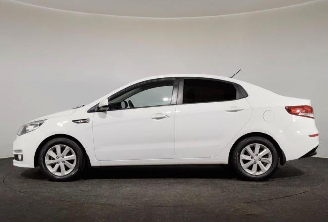 Kia Rio III Рестайлинг с пробегом 2017 года, цена 1 000 000 рублей, 156739 км, седан, Автокод Объявления