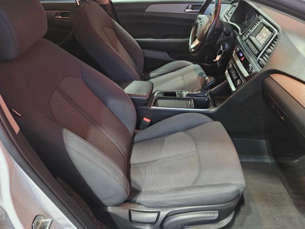 Hyundai Sonata VII (LF) Рестайлинг с пробегом 2018 года, цена 1 745 000 рублей, 105000 км, седан, Автокод Объявления