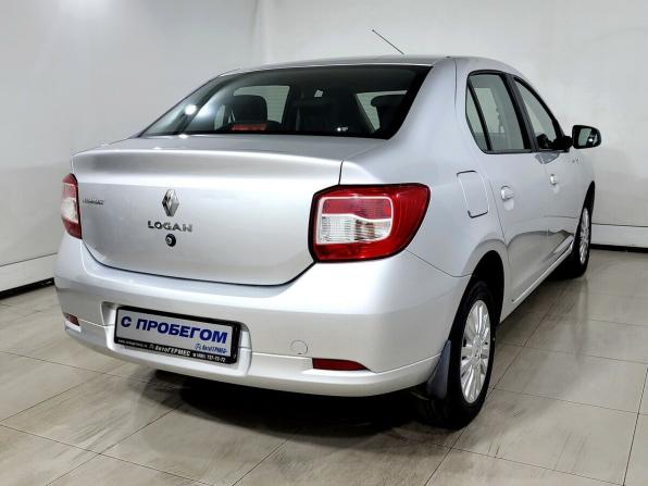Renault Logan II с пробегом 2017 года, цена 750 000 рублей, 112344 км, седан, Автокод Объявления