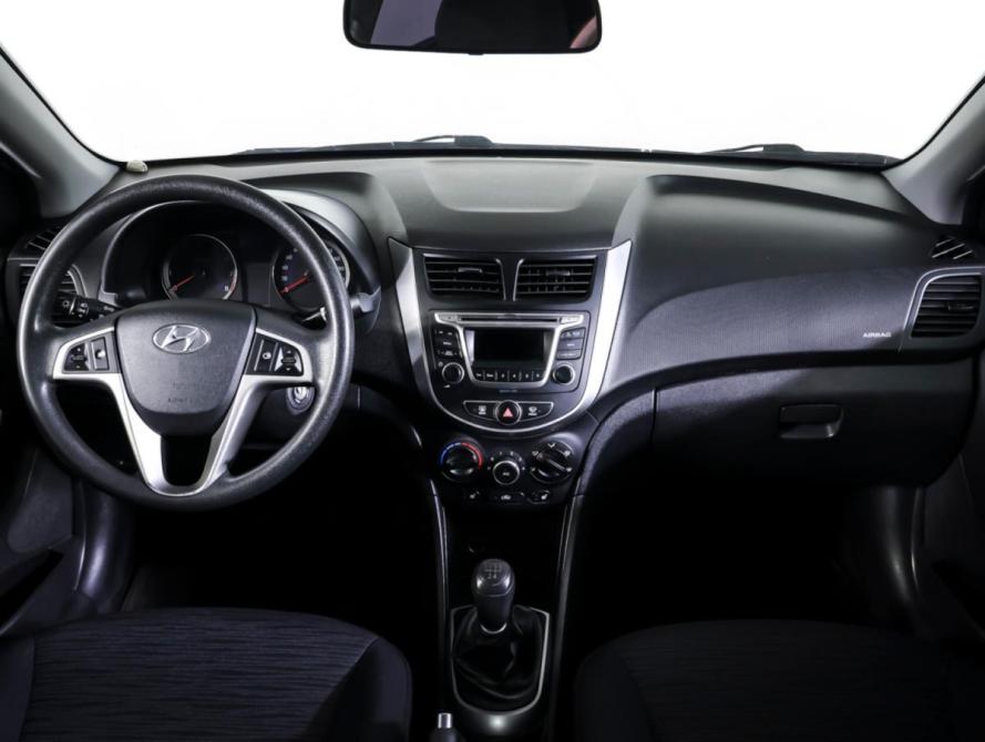 Hyundai Solaris I Рестайлинг Москва  - изображение 13