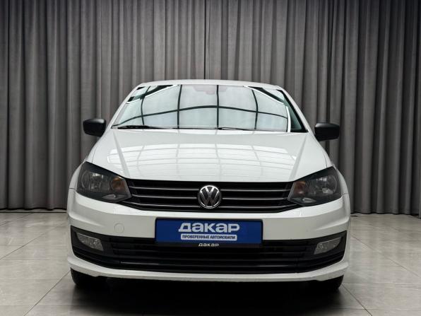Volkswagen Polo V Рестайлинг с пробегом 2017 года, цена 899 000 рублей, 146000 км, седан, Автокод Объявления