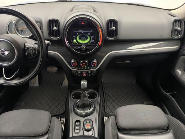 Mini Countryman II с пробегом 2017 года, цена 2 702 000 рублей, 81072 км, внедорожник, Автокод Объявления