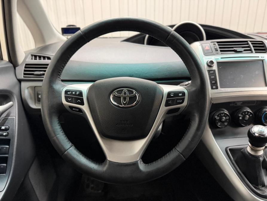 Toyota Verso I Магнитогорск  - изображение 8