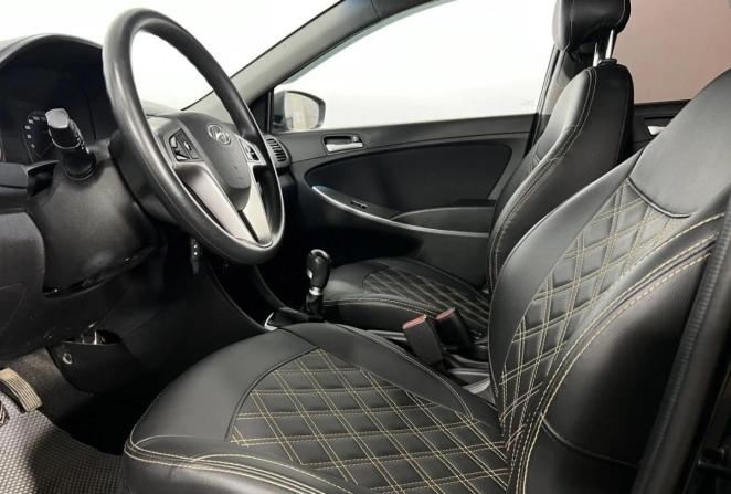 Hyundai Solaris I с пробегом 2014 года, цена 830 000 рублей, 172403 км, седан, Автокод Объявления