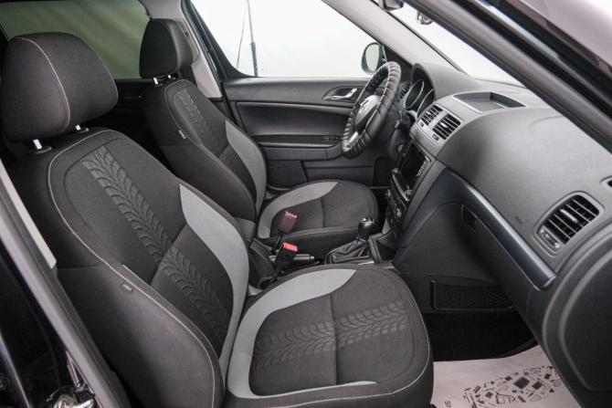 Skoda Yeti I Рестайлинг с пробегом 2017 года, цена 1 659 000 рублей, 202693 км, внедорожник, Автокод Объявления