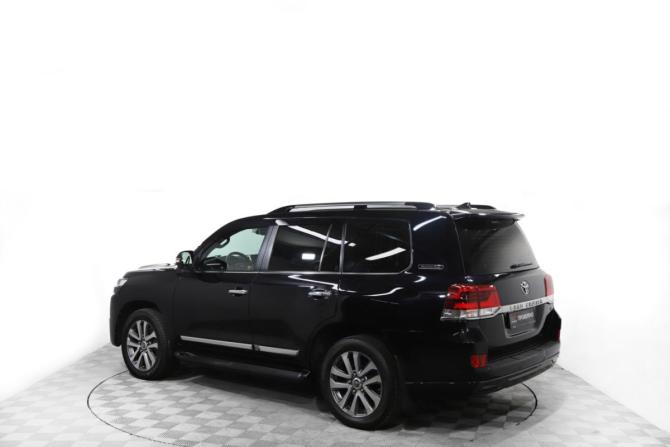 Toyota Land Cruiser 200 Series Рестайлинг 2 с пробегом 2017 года, цена 7 600 000 рублей, 124718 км, внедорожник, Автокод Объявления