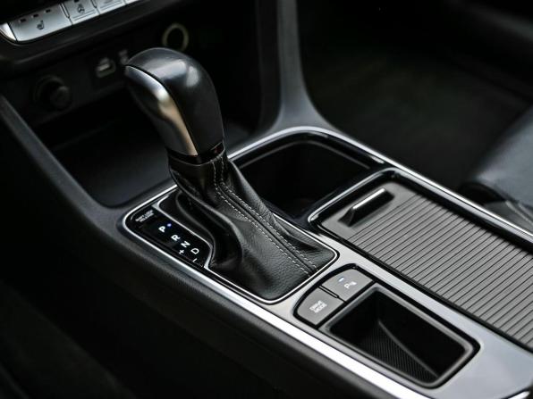 Hyundai Sonata VII (LF) Рестайлинг с пробегом 2018 года, цена 1 690 000 рублей, 117347 км, седан, Автокод Объявления